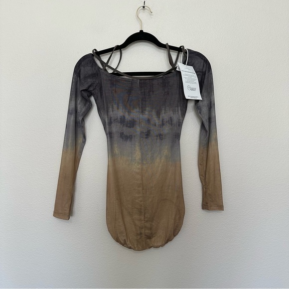 Gradient Long Sleeve Bodysuit - Picture 3 of 5